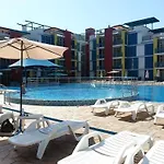 Elit 4 * ساني بيتش