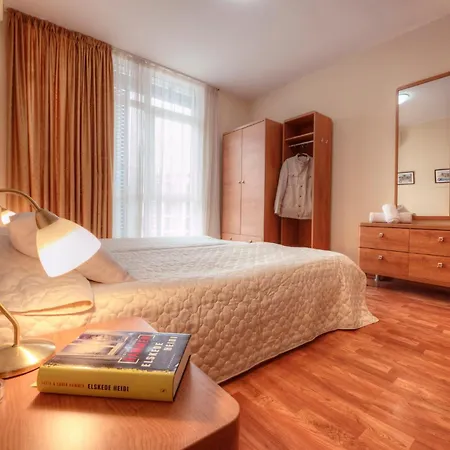 Appartement Elit 4 *