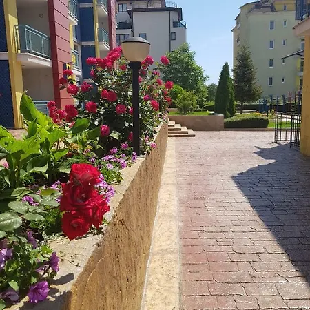 In Complex Elit 4 Lägenhet Slăntjev Brjag